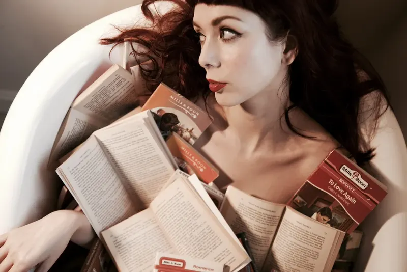 The Anchoress, photo by Isabella Charlesworth